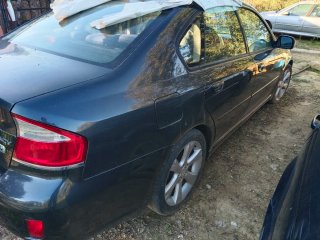 Subaru Legacy 2008 averiado