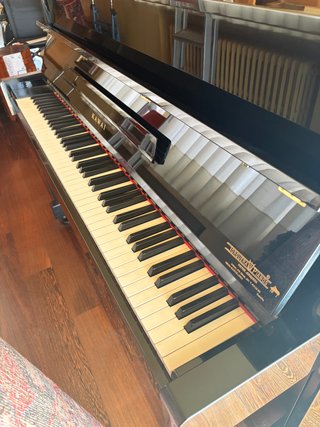Piano Kawai K-18E Negro Brillante Japonés