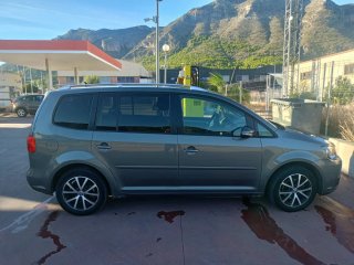Volkswagen Touran 2011