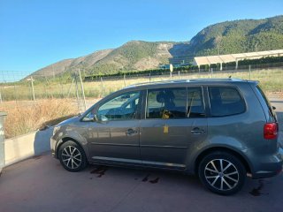 Volkswagen Touran 2011
