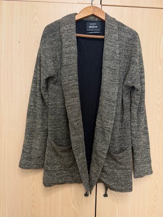 Chaqueta/Cárdigan Bershka talla S