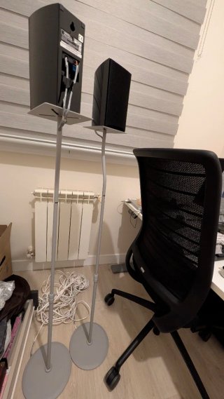 4 Altavoces Surround Onkyo SKR-558 y dos soportes