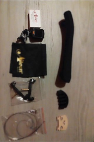 Kit Violín Aileen Premium 4/4 NUEVO + Atril y Acc.