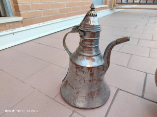 Juego de 3 Vasijas Árabes Metálicas
