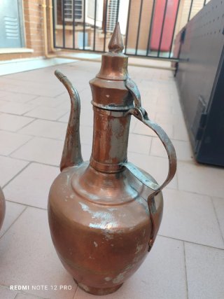 Juego de 3 Vasijas Árabes Metálicas