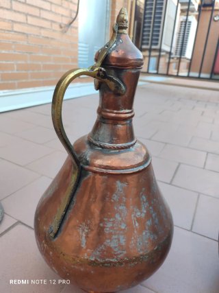 Juego de 3 Vasijas Árabes Metálicas