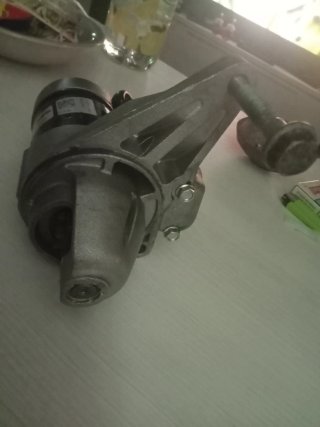 Motor de arranque Nissan LRS02313 LUCAS