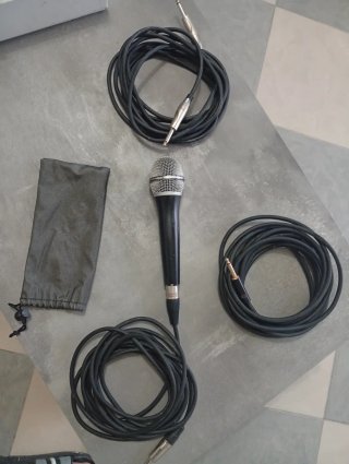 Lote Micrófono, Funda y 2 Cables Jack