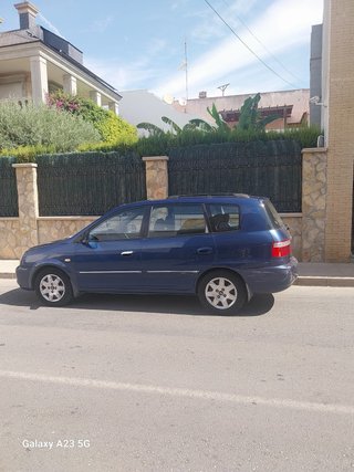 KIA Carens 2003