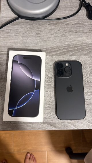 iPhone 16 Pro 90% Batería