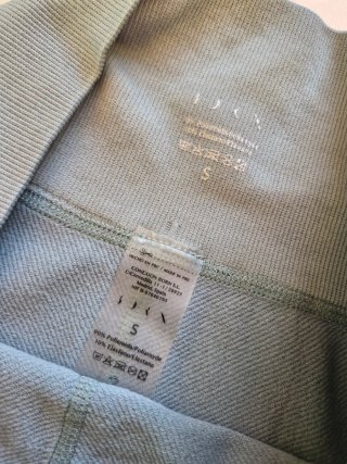 Leggings cortos BORN verde oliva