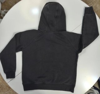 Sudadera Adidas con capucha y bolsillo