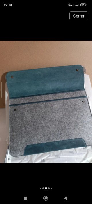 Funda MegaGear para MacBook Azul Oscuro