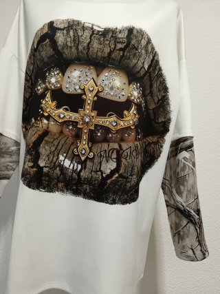 Sudadera oversize blanca con estampado