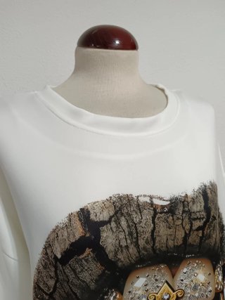 Sudadera oversize blanca con estampado