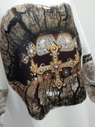 Sudadera oversize blanca con estampado