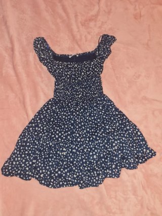 Vestido floral azul y blanco Beshka Talla XS