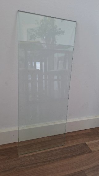 Cristal con cantos pulidos