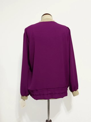 Chaqueta Morada con Detalles Beige