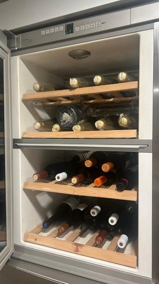 Congelador + Vinoteca Liebherr - Acero Inoxidable