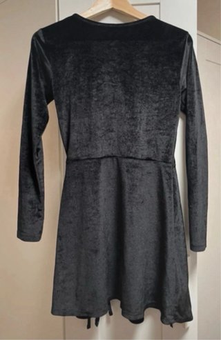 Vestido Pull&Bear negro terciopelo