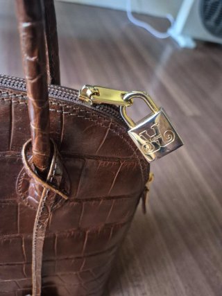 Bolso Lujans