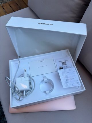 MacBook Air M1 13” 2021 8GB RAM 256GB