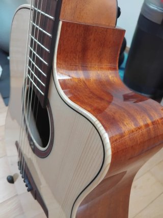 Guitarra Lag Tramontane T88 DCE Electroacústica