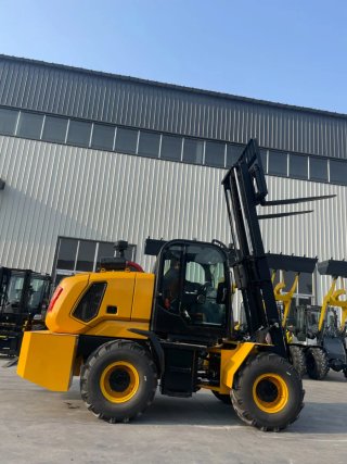 Liquidacion Carretilla elevadora 4x4