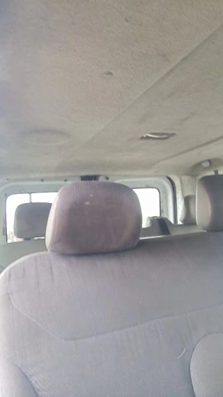 Nissan premaster  2004