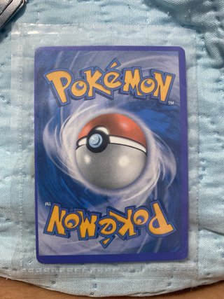 Carta Pokémon Giratina V 186/196