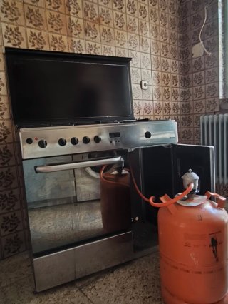Cocina de gas BALAY con horno