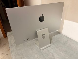 Apple Studio Display 27 5K Argento