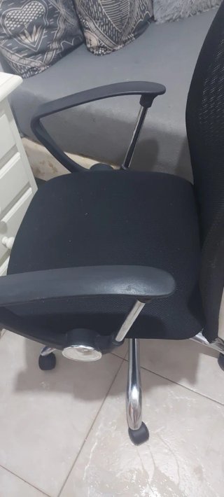 Silla de escritorio negra