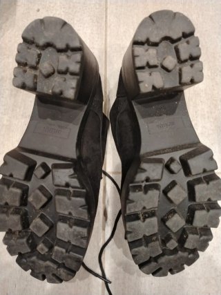Zapatos de ante con tacón ancho