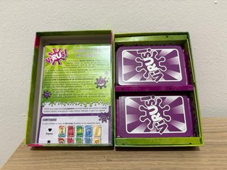Juego de cartas Virus! - Tranjis Games