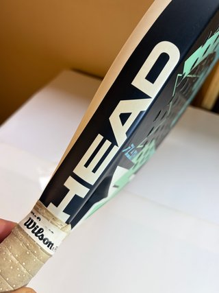 Pala pádel HEAD Flash (funda y pelotas de regalo)