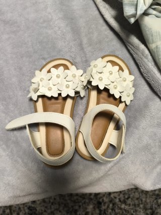 Sandalias Niña Flores Blancas 28