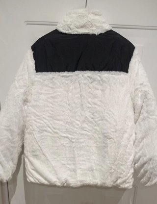 Anorak Reebok Negro y Blanco