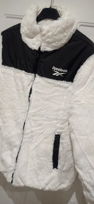 Anorak Reebok Negro y Blanco