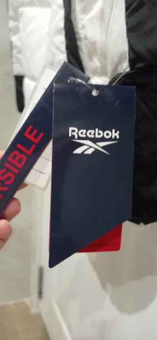 Anorak Reebok Negro y Blanco