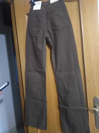 Pantalón vaquero Stradivarius D92 T:32