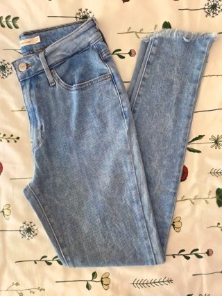 Vaqueros Levi's 721 High Rise Skinny Talla 27