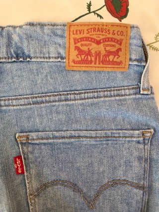 Vaqueros Levi's 721 High Rise Skinny Talla 27