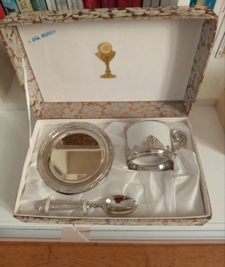 Set Tazza Piattino Cucchiaio Argento