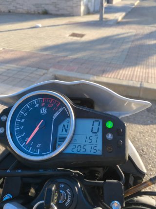 Moto 250cc Naked Blanca