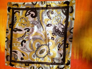 Foulard vintage L'Oréal