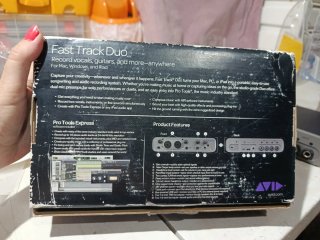 Tarjeta de Sonido Avid Fast Track Duo