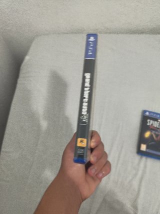 GTA V Premium Edition PS4 (Sin usar)