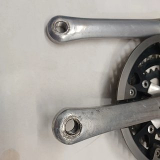Bielas Shimano Deore LX con platos y guardacadenas